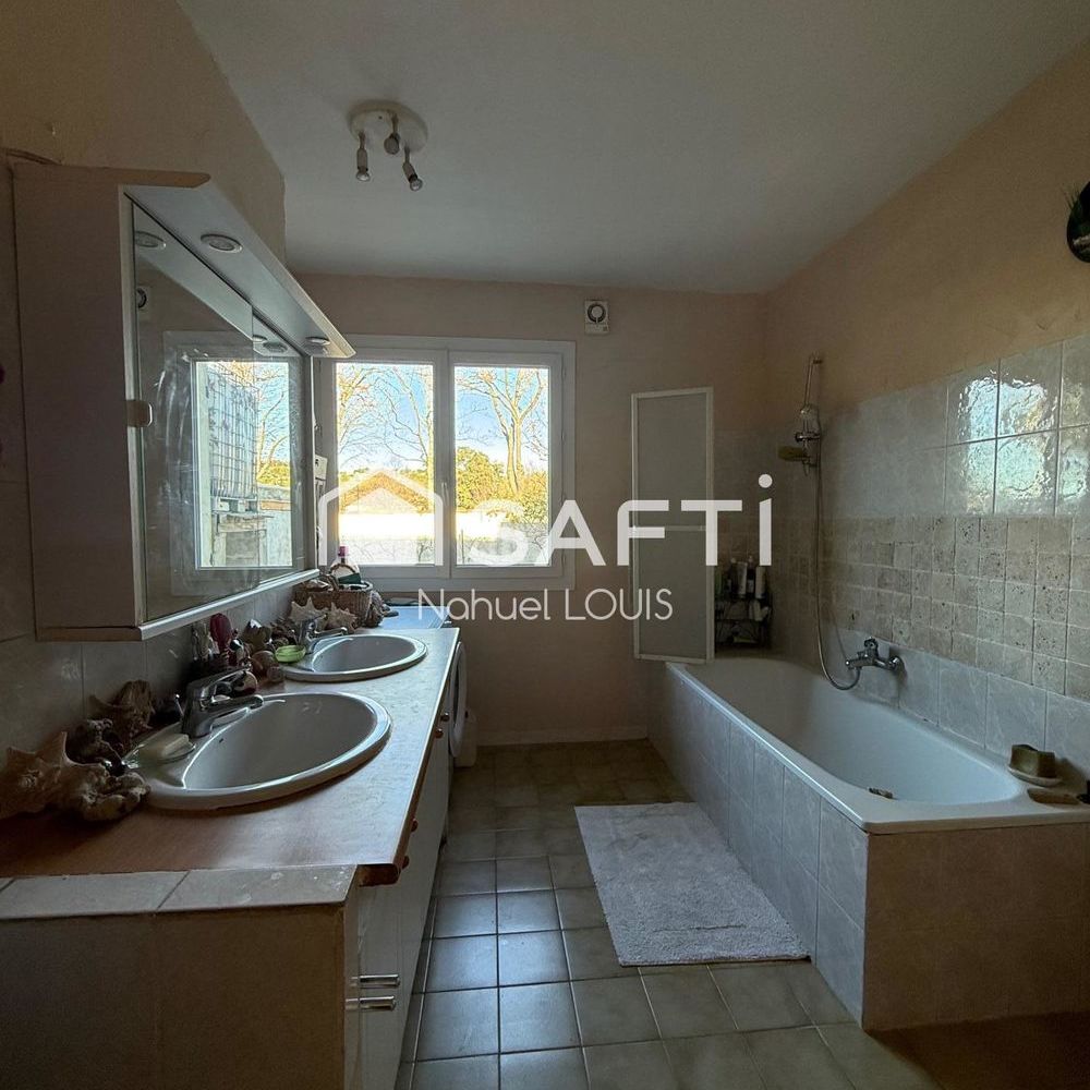 � vendre  Maison Velaux (13880)