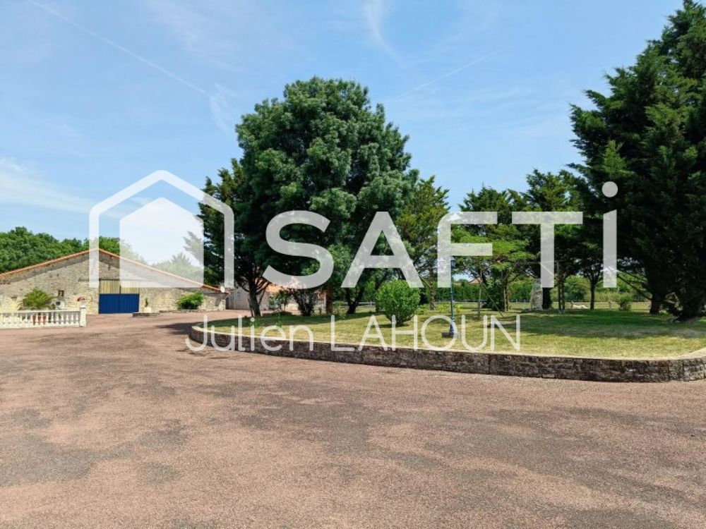 � vendre  Maison Villefagnan (16240)