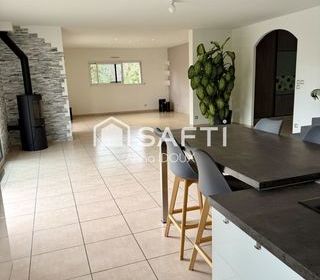  Maison � vendre 7 pi�ces 176 m�