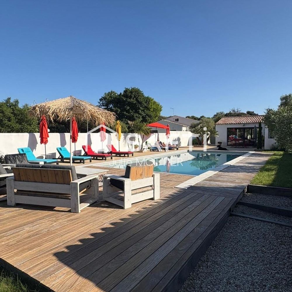 � vendre  Maison Sainte-Marie-de-R� (17740)