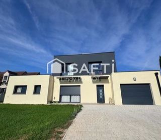  Maison � vendre 7 pi�ces 165 m�