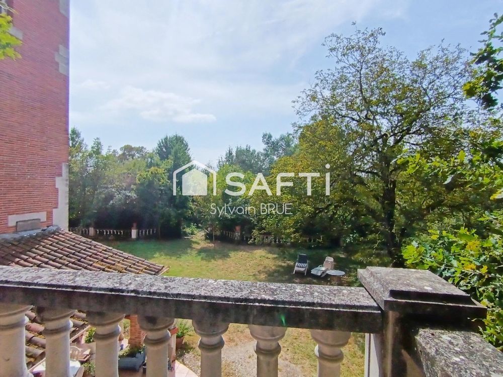 � vendre  Propri�t�/ch�teau Montauban (82000)