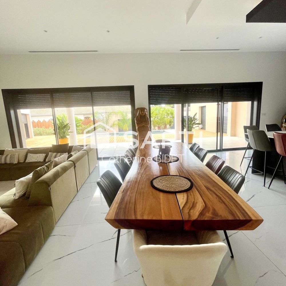 � vendre  Maison Aigues-Mortes (30220)