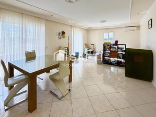  Maison � vendre 7 pi�ces 219 m�