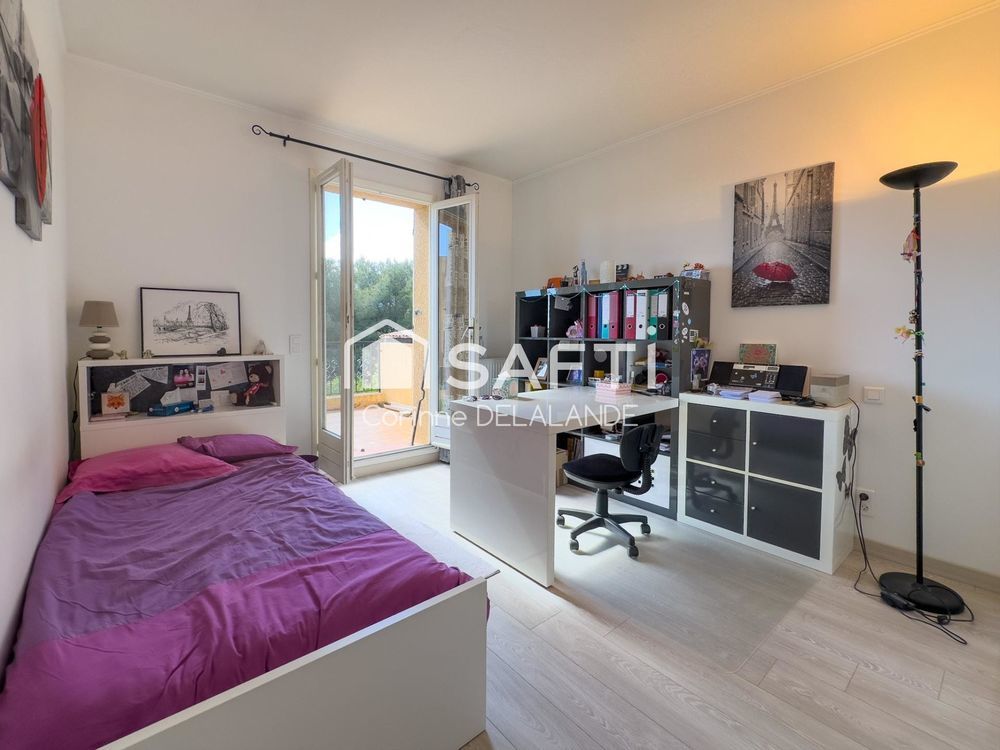 � vendre  Maison Saint-Laurent-du-Var (06700)