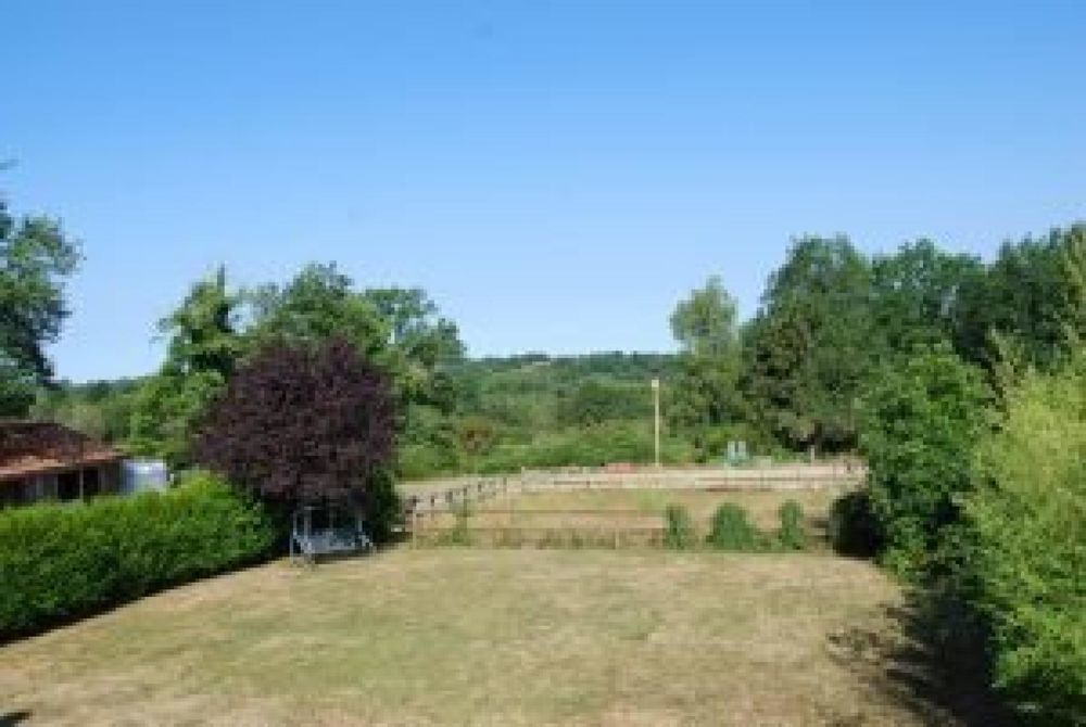 � vendre  Maison Mialet (24450)