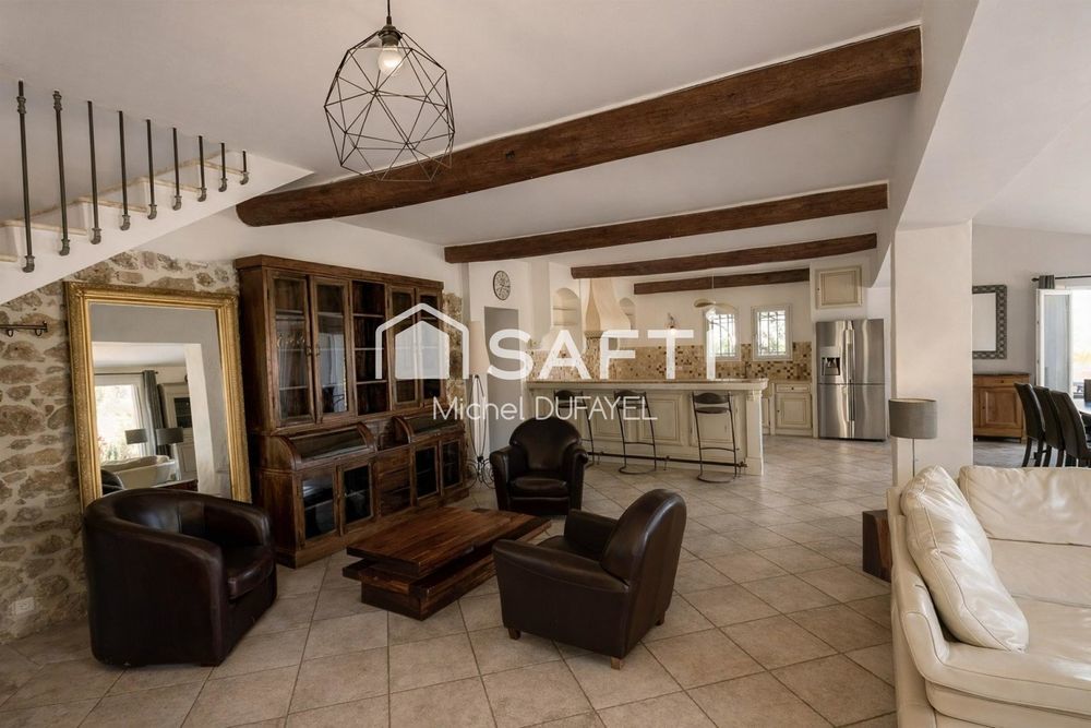 � vendre  Maison Bagnols-en-For�t (83600)