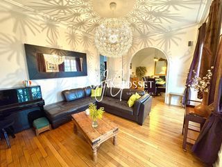  Maison � vendre 10 pi�ces 247 m�