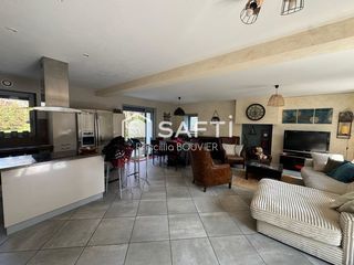  Maison � louer 4 pi�ces 133 m�