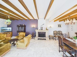  Maison � vendre 8 pi�ces 211 m�