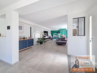  Maison � vendre 6 pi�ces 211 m�