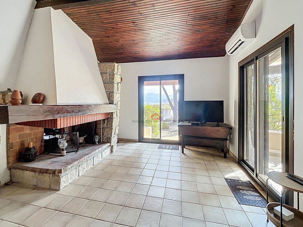 � vendre  Maison Calcatoggio (20111)