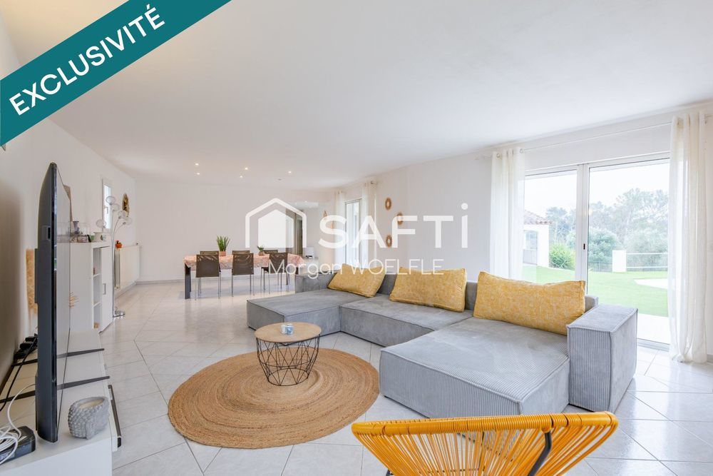 � vendre  Maison Bagnols-en-For�t (83600)