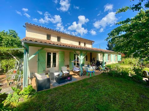   Maison de 140 m2 - 5 chambres Maison - 6 pi�ce(s) - 140 m�