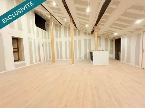   Immeuble mixte - 300m2-habitation et commerce Maison - 7 pi�ce(s) - 145 m�