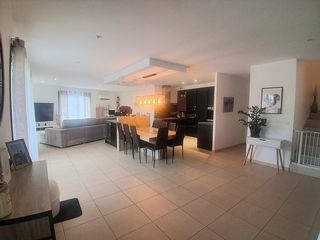  Maison � vendre 5 pi�ces 135 m�