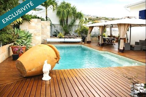   Villa d'exception: art de vivre, volumes, confort. Maison - 9 pi�ce(s) - 168 m�