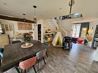  Maison � vendre 9 pi�ces 206 m�