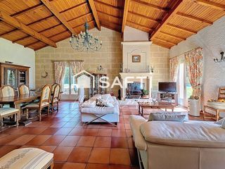  Maison � vendre 8 pi�ces 196 m�