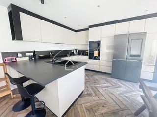  Maison � vendre 5 pi�ces 148 m�