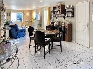  Immeuble � vendre 188 m�