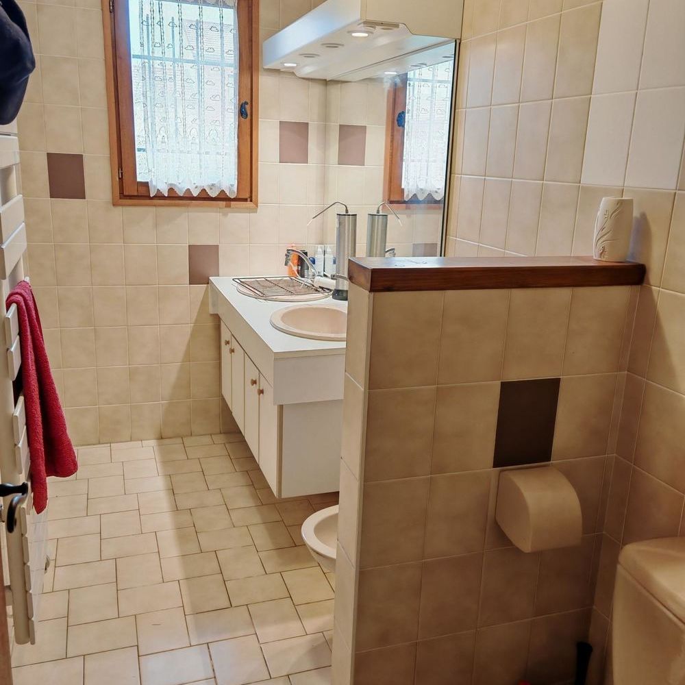 � vendre  Maison Cessy (01170)