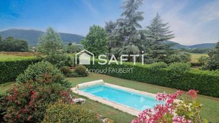  Maison � vendre 9 pi�ces 247 m�