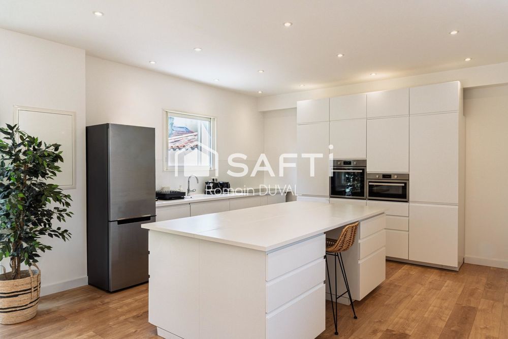 � vendre  Maison Six-Fours-les-Plages (83140)