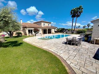  Maison � vendre 7 pi�ces 230 m�