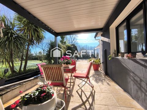   Magnifique et grande propri�t� 8 pi�ces, 5 chambres avec jardin paysag� au coeur du pays des achards Maison - 8 pi�ce(s) - 250 m�