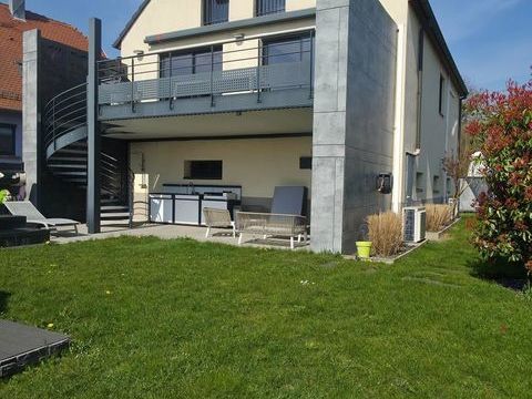   Maison spacieuse avec terrasse et jardin Maison - 7 pi�ce(s) - 127 m�
