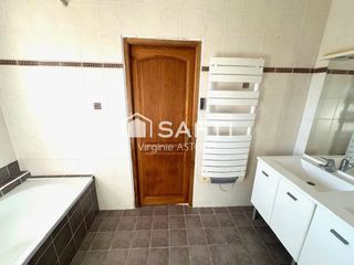  Maison � vendre 5 pi�ces 213 m�