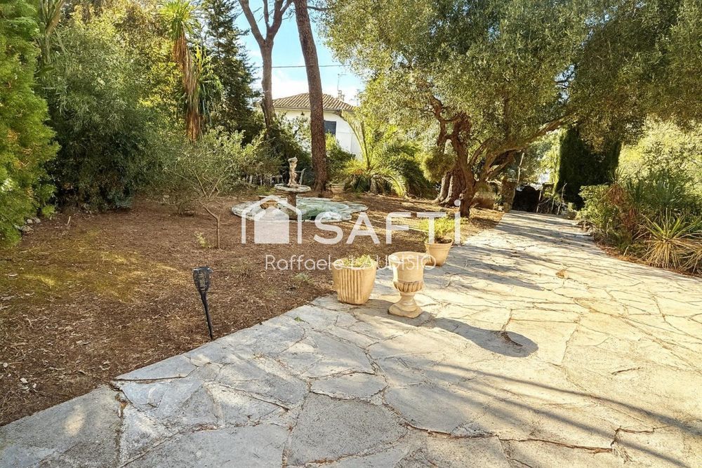 � vendre  Maison Agay (83530)