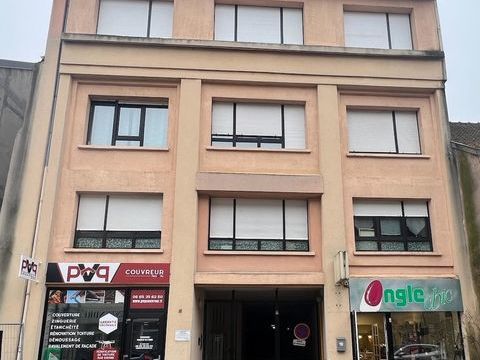 Local commercial � Emplacement central &agrave; Saint-Avold 48000 57500 Saint-avold