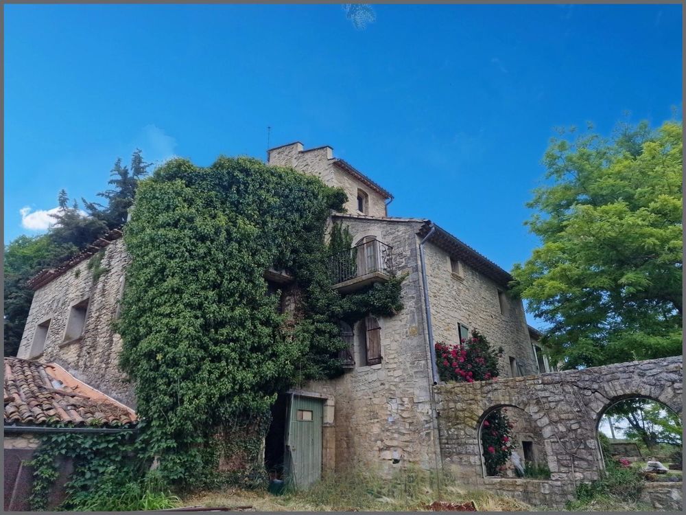 � vendre  Maison C�reste (04280)