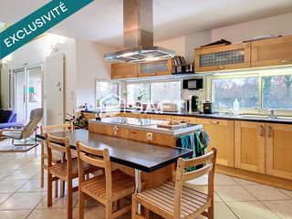  Maison � vendre 9 pi�ces 249 m�