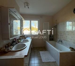  Maison � vendre 6 pi�ces 180 m�