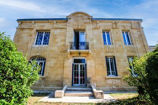  Maison � vendre 14 pi�ces 341 m�