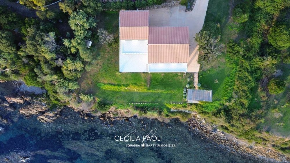 � vendre  Maison Sari-Solenzara (20145)