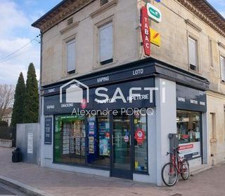  Immeuble � vendre 76 m�