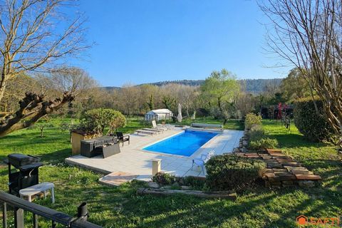   Propri�t� de charme avec 2 habitations, piscine et rivi�re Maison - 9 pi�ce(s) - 202 m�