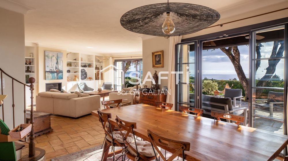 � vendre  Maison Cavalaire-sur-Mer (83240)