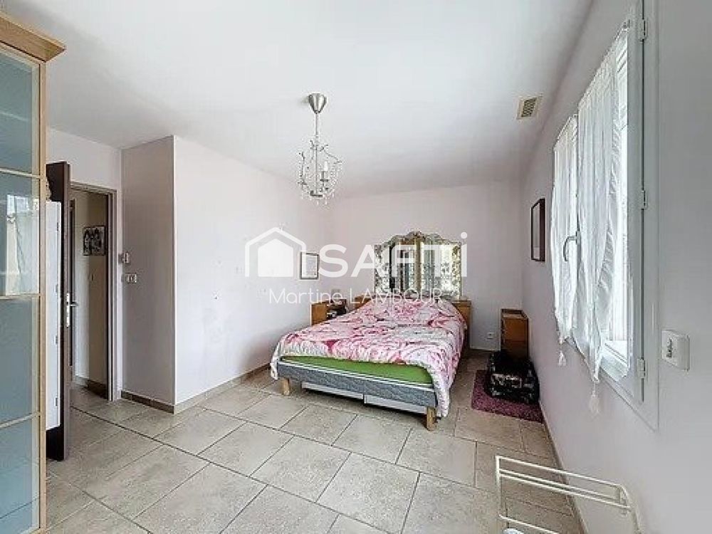 � vendre  Maison Paradou (13520)