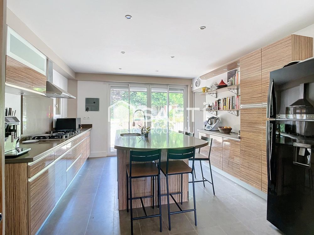 � vendre  Maison Marolles-en-Brie (94440)