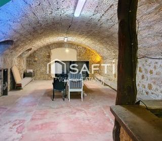  Maison � vendre 3 pi�ces 165 m�