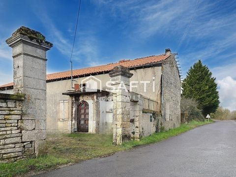   Ensemble immobilier � r�nover maison charentaise + grange, beau potentiel, cadre paisible � 20 min d'Angoul�me Maison - 260 m�