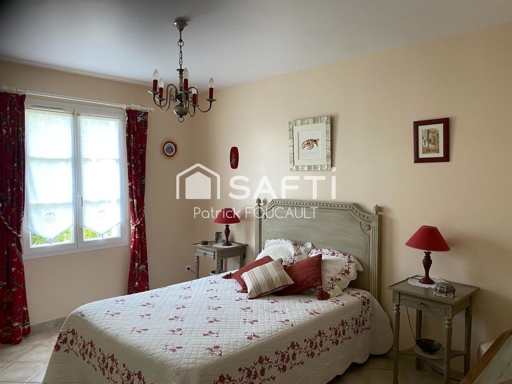 � vendre  Maison Loix (17111)