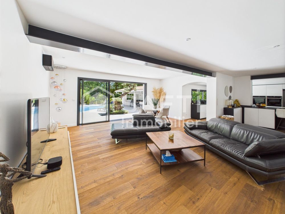 � vendre  Maison Saint-Aubin-de-M�doc (33160)