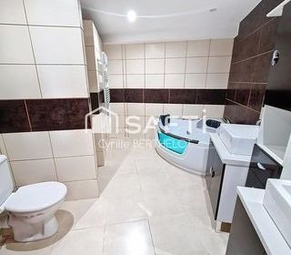  Maison � vendre 9 pi�ces 219 m�