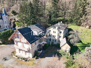  Immeuble � vendre 1300 m�